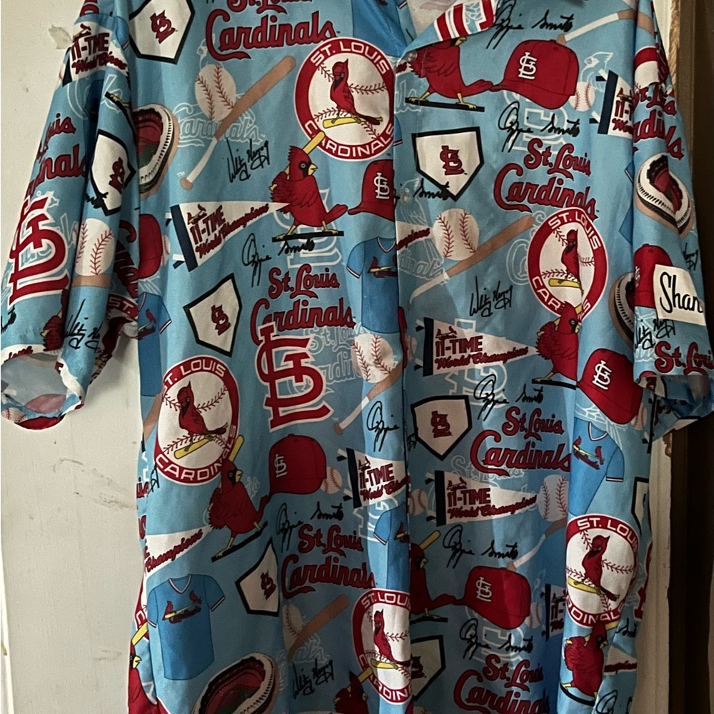 Casual Blue and Red Button Down Shirt with Cardinals Graphics Baseball